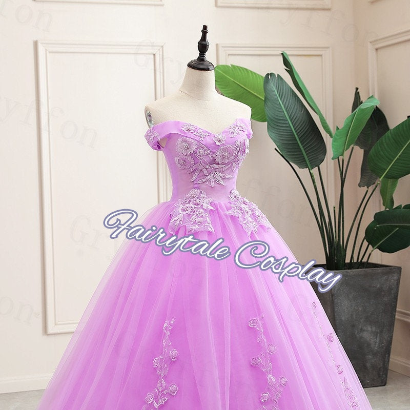 rapunzel wedding dress Inspired – Mermaidcosplay The fitted bodice features Seagrass Size:38R By Anthropologie Lace Button