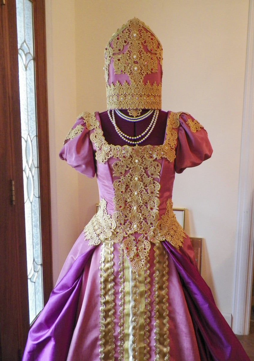 russian princess dress maid-of-honor-princess-Baryatinskaya-of-russia-in-a-dress-for-the-performance-of-dance Color by Klimbim 0.1