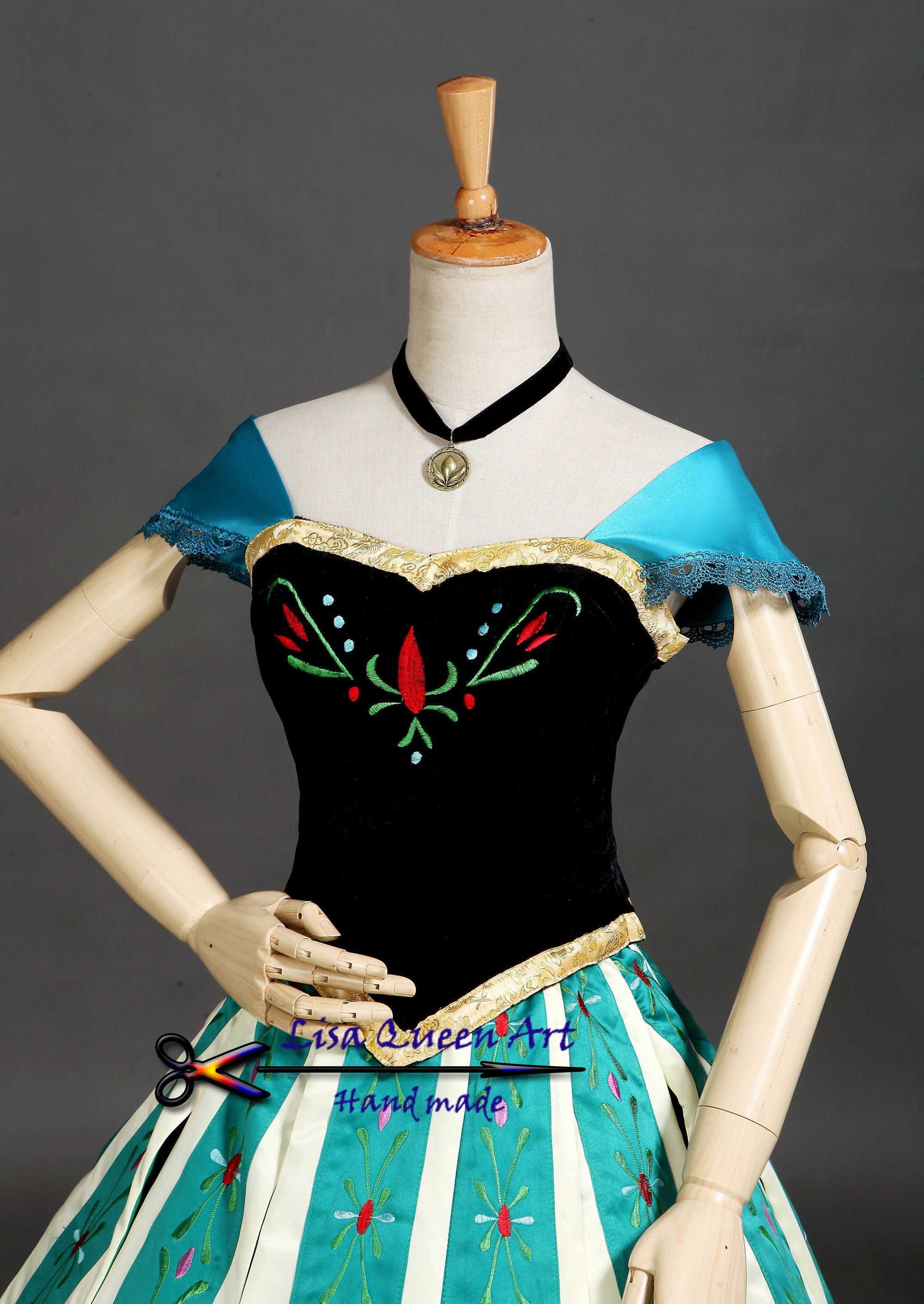 strapless open back dress Princess Anna Embroidery Costume Frozen 2 Anna Queen Cosplay Costume –  Mermaidcosplay