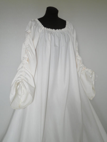 Renaissance Irish Leine Chemise Dress