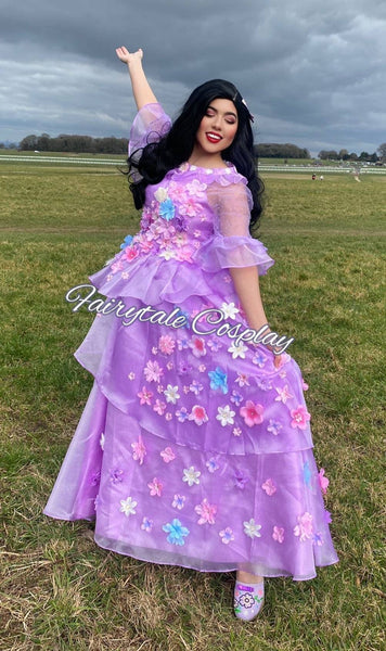 Isabella Deluxe Costume Dress