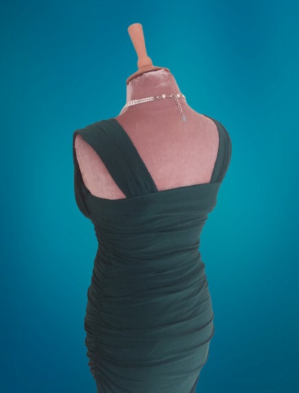 Reserved Liz Taylor top skirt and over skirt