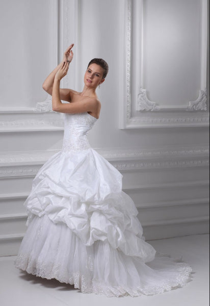White taffeta wedding dress