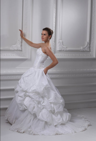 White taffeta wedding dress