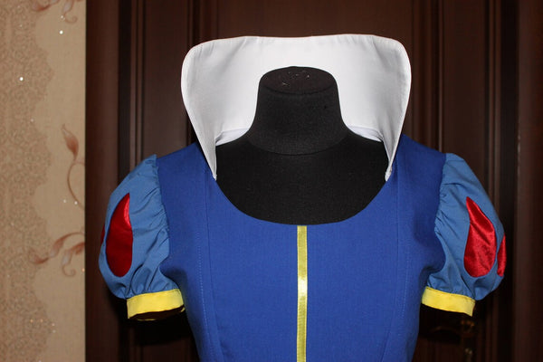 Snow White Cosplay Costume Halloween women Princess Costume
