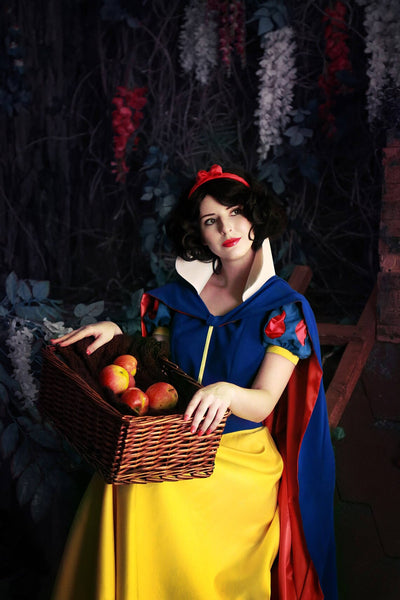 Snow White Cosplay Costume Halloween women Princess Costume