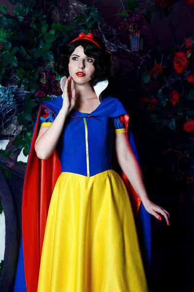 Snow White Cosplay Costume Halloween women Princess Costume